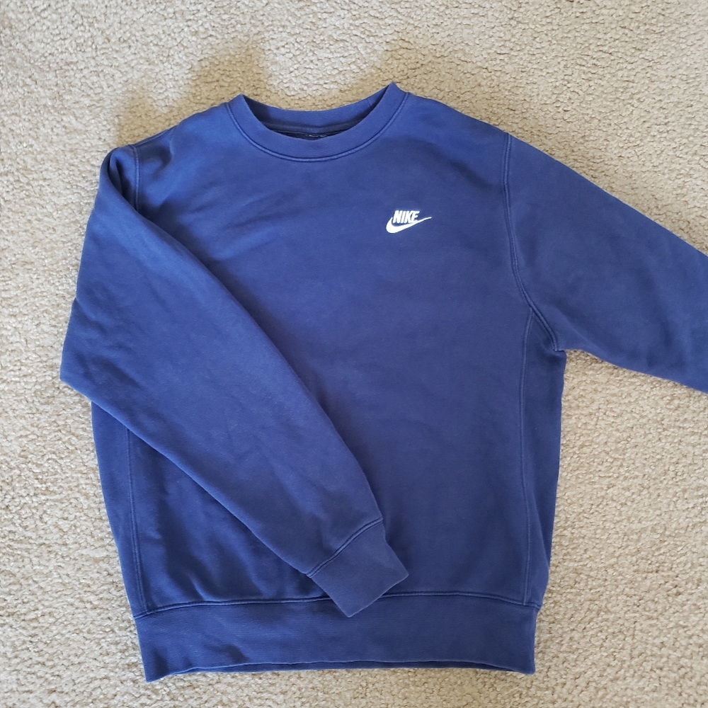 Navy Nike Sweatshirt